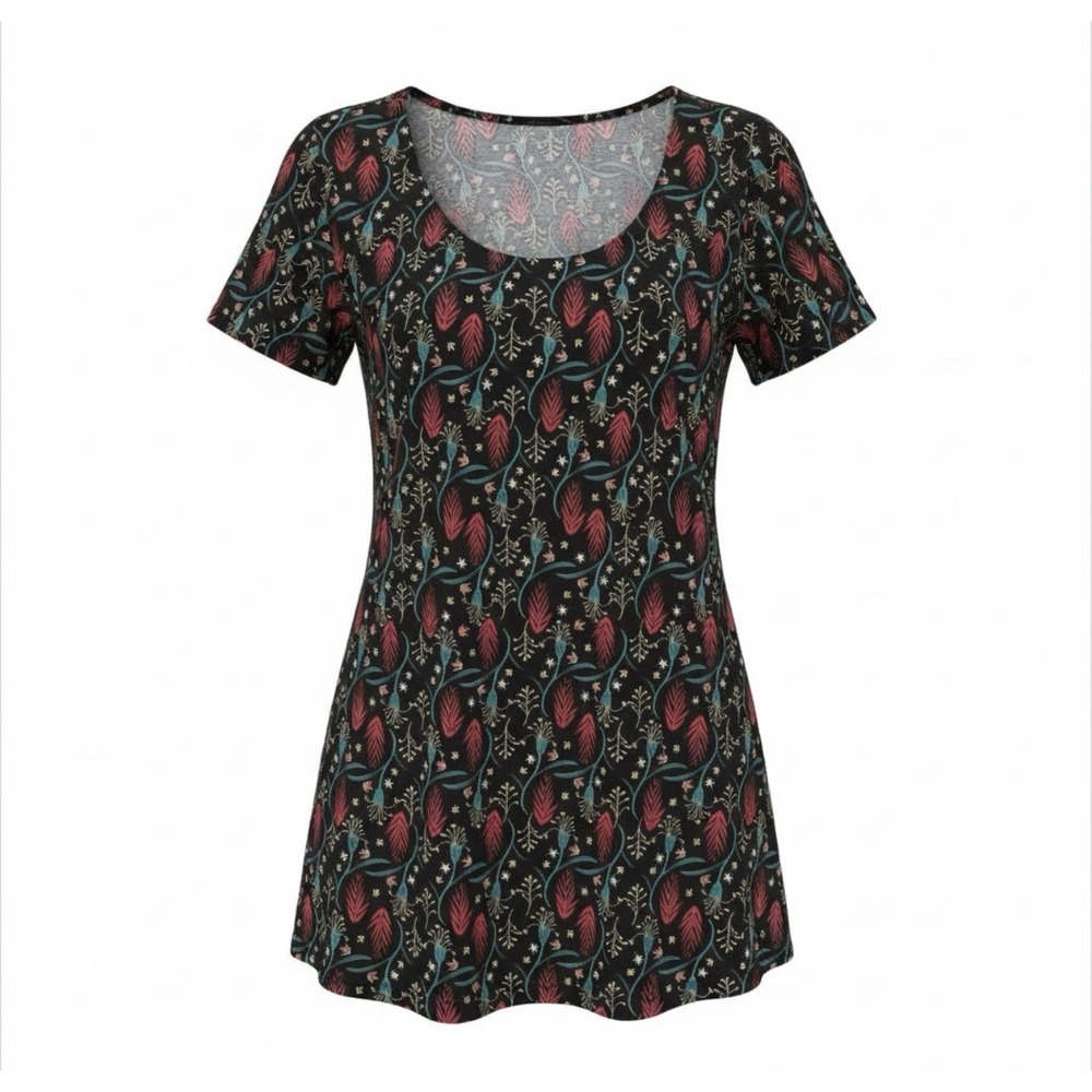 LuLaRoe Women's Floral Cottagecore T Shirt Size Medium EUC